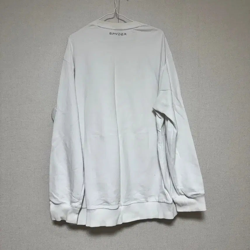 [BUNJANG] Spider White Sweatshirt XXL / 스파이더 흰색 맨투맨 XXL 팝니다!