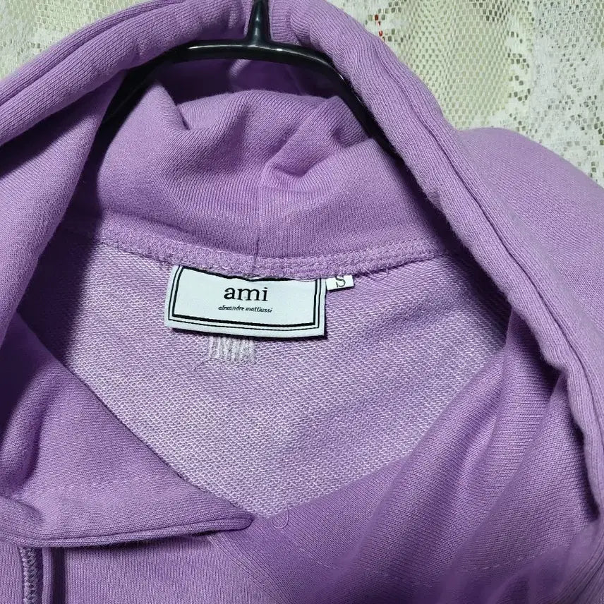 [BUNJANG] BTS (Army) Small Heart Logo Hoodie Lavender / 아미 스몰 하트 로고 후드티 라벤더