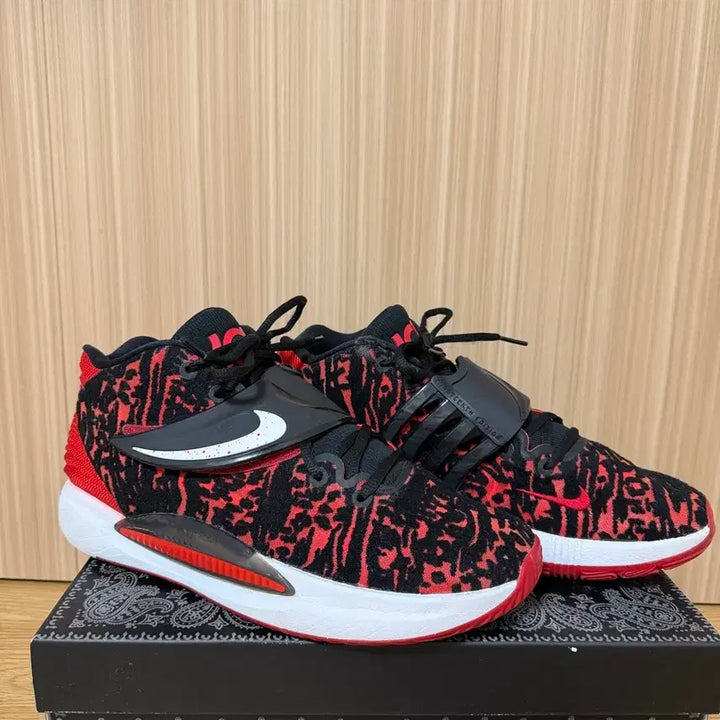 [SOLD OUT] 나이키 KD14 검/빨 농구화 박스포함