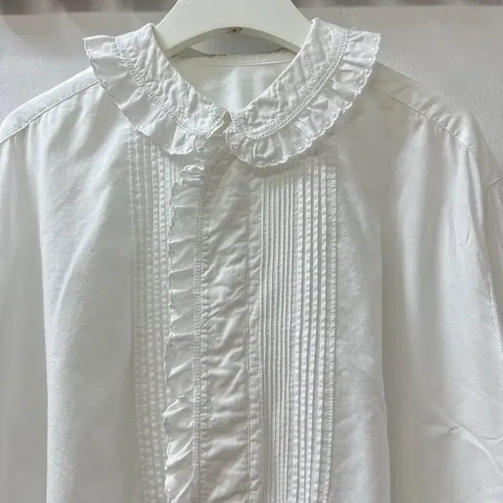 [BUNJANG] Pink House Frill Lace Blouse / Pink House 핑크하우스 둥근카라프릴 핀턱 레이스 퍼프소매 블라우스