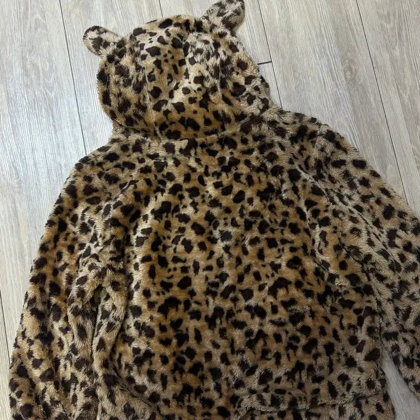 [BUNJANG] Vintage Y2K Leopard Print Hooded Fur Zip-Up Jacket / 빈티지 갸루 y2K 호피 레오파드 후드 퍼 집업