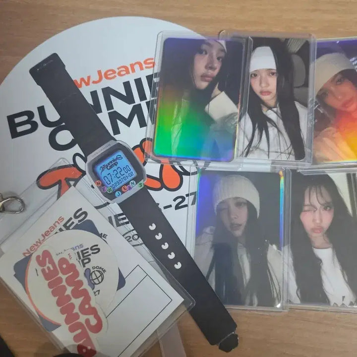[BUNJANG] NewJeans Bunnies Camp Tokyo Dome Premium Goods Bundle Set / 뉴진스 버니즈캠프 도쿄돔 프리미엄 좌석 포토카드 굿즈