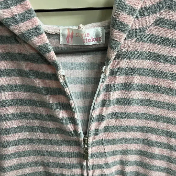[BUNJANG] Pink/Gray Striped Hooded Zip-Up Beachwear / 핑크/회색 스트라이프 후드 집업 비치웨어