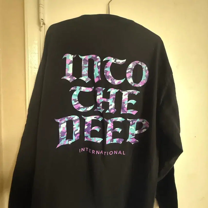 [BUNJANG] Into The Deep Black Long Sleeve / INTO THE DEEP 블랙 롱슬리브