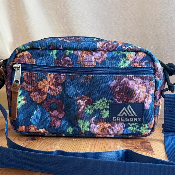 [BUNJANG] Gregory Floral Pattern Crossbody Bag / 그레고리 여성 꽃무늬 플라워 크로스백 가방
