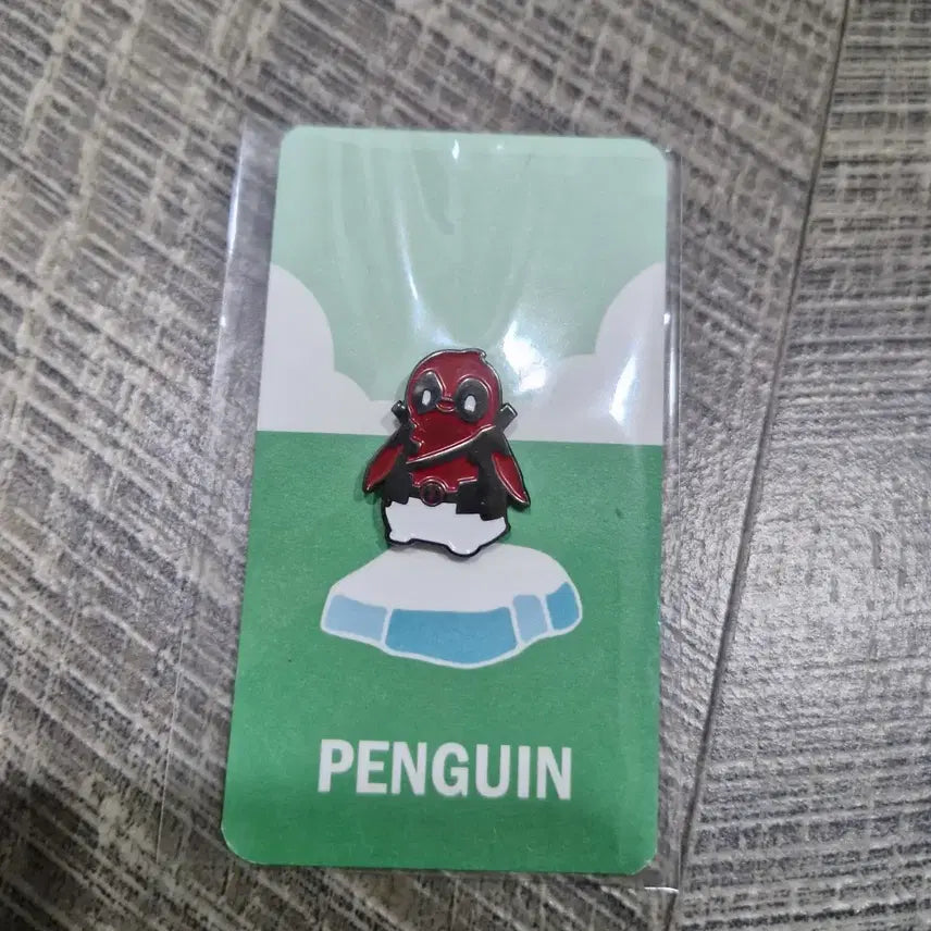[BUNJANG] Deadpool Penguin Badge / 영화 데드풀 마블 비공식굿즈 펭귄 뱃지 판매