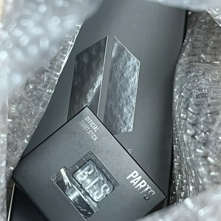 [BUNJANG] BTS ARMY Bomb Ver. 4 + BTS Parts Bundle Set / (미개봉) 방탄 아미밤4+BTS파츠 세트
