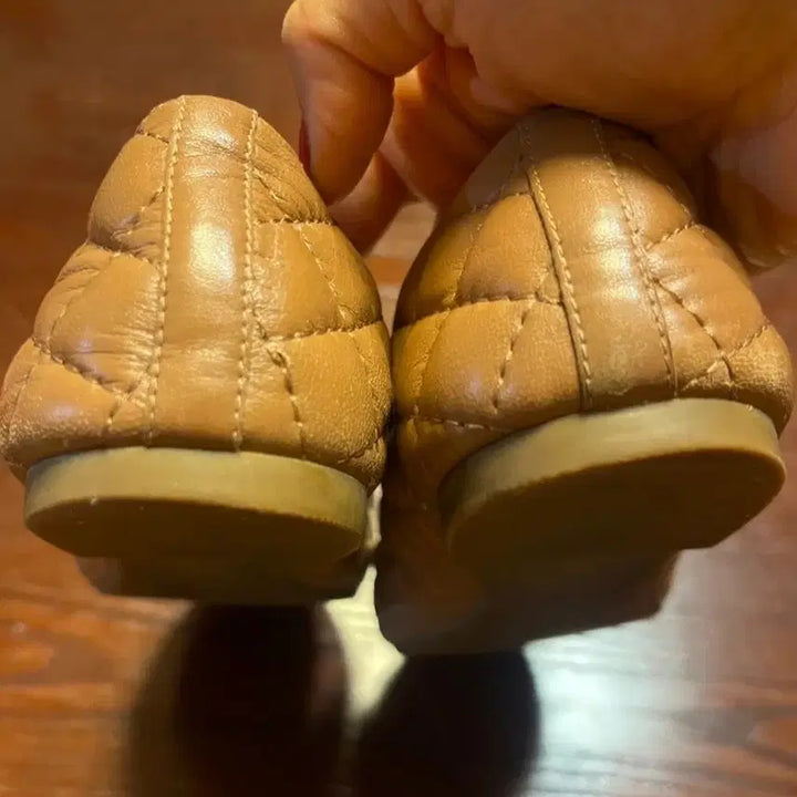 [BUNJANG] Tory Burch Quilted Flat Shoes (Size 6) / 토리버치퀼팅플랫235 6사이즈
