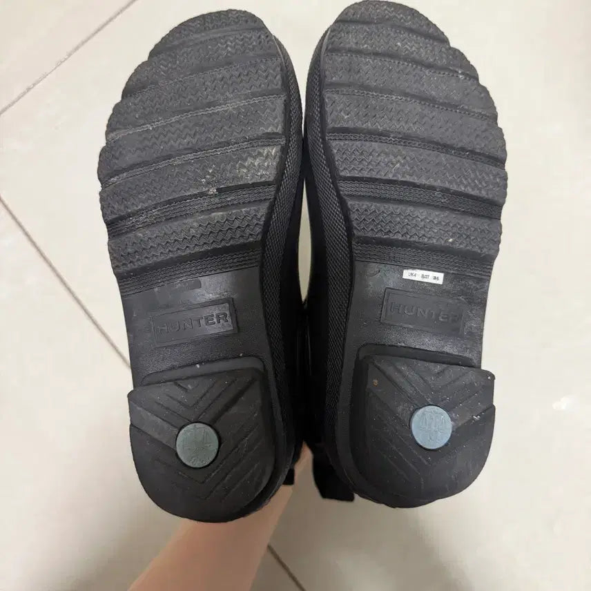 [BUNJANG] Hunter Black Chelsea Rain Boots (US 6/230) / 헌터 블랙 첼시 레인부츠 us6 230