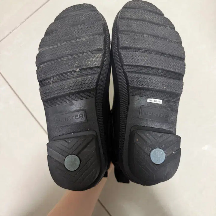 [BUNJANG] Hunter Black Chelsea Rain Boots (US 6/230) / 헌터 블랙 첼시 레인부츠 us6 230