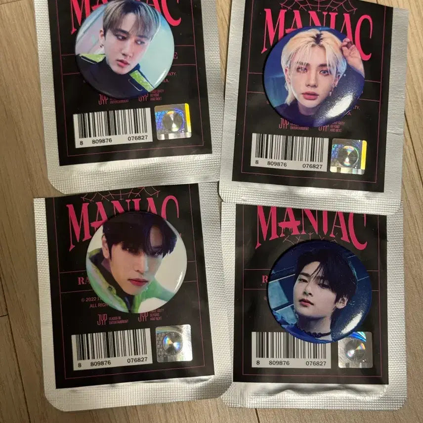 [BUNJANG] Stray Kids Maniac Bundle Set Can Badge (Changbin Hyunjin Seungmin I.N) / 스키즈 매니악 캔뱃지 4개 일괄 (창빈 현진 승민 아이엔)