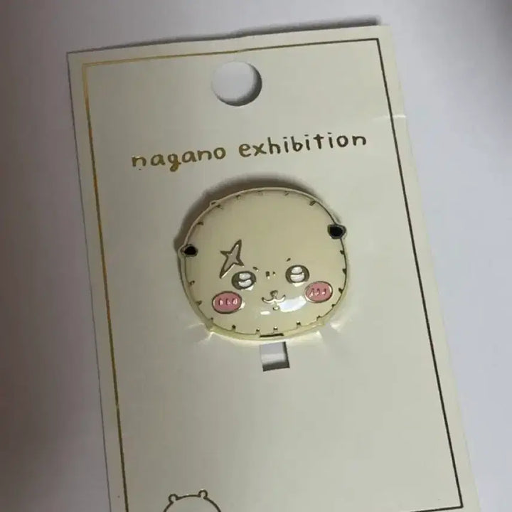 [BUNJANG] Chikawa Otter Metal Brooch Badge / 치이카와 랏코 메탈 브로치 뱃지