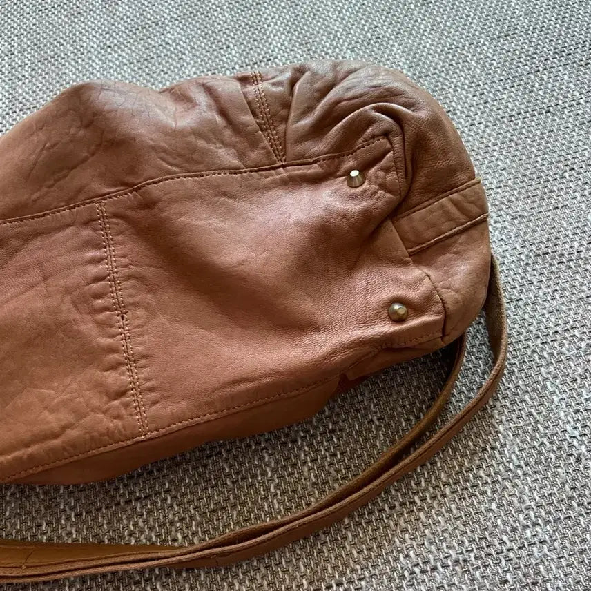 [BUNJANG] Leather Tote Bag / 가죽 토트백