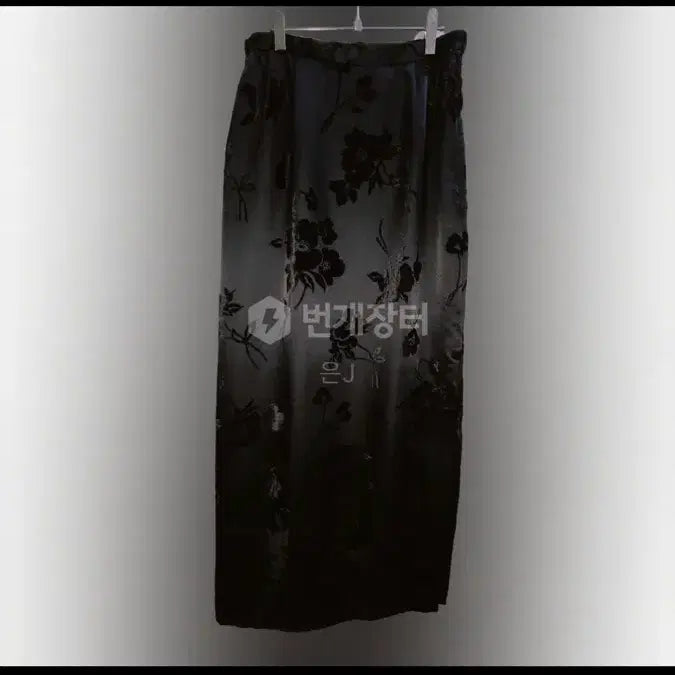 [BUNJANG] Oriental Black Flower Long Skirt / 오리엔탈 블랙 플라워 롱 스커트