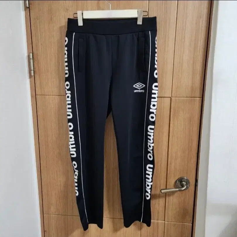 [SOLD OUT] (100)엄브로 트레이닝복 세트