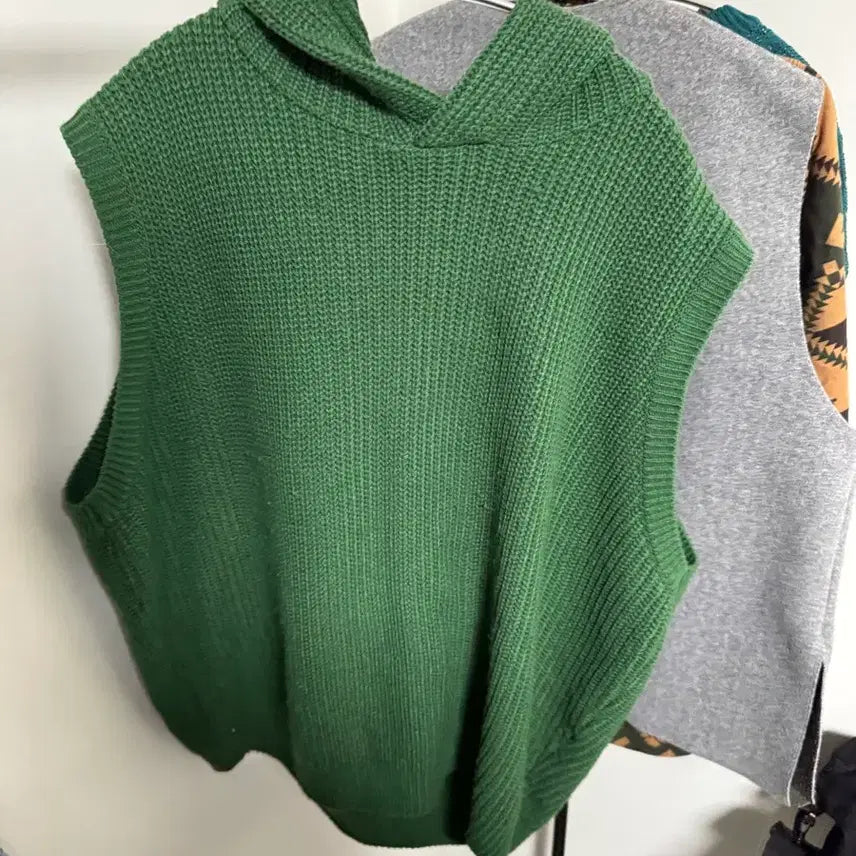 [BUNJANG] Assorted Knit Vest Bundle / 그린 카키 아이보리 브라운 블루 니트조끼 베스트 총 4개