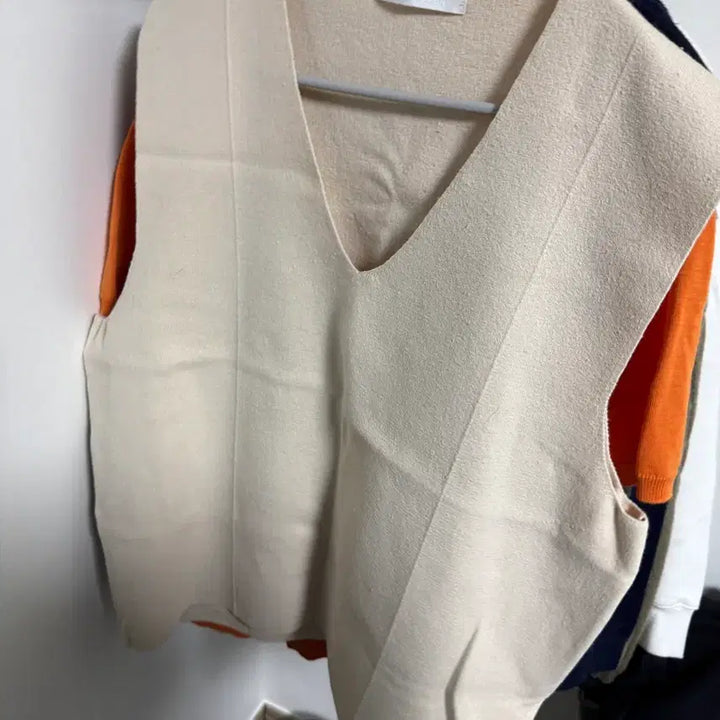 [BUNJANG] Assorted Knit Vest Bundle / 그린 카키 아이보리 브라운 블루 니트조끼 베스트 총 4개