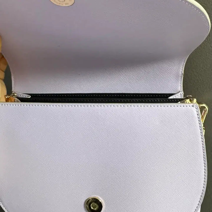 [BUNJANG] VALLUV Ar Crossbody Bag / VALLUV 밸럽 아르 크로스백 가방
