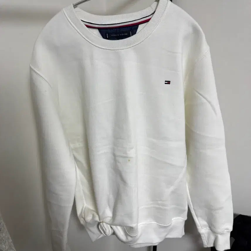 [BUNJANG] Tommy Hilfiger White Sweatshirt M / 타미힐피거 흰색 맨투맨 m