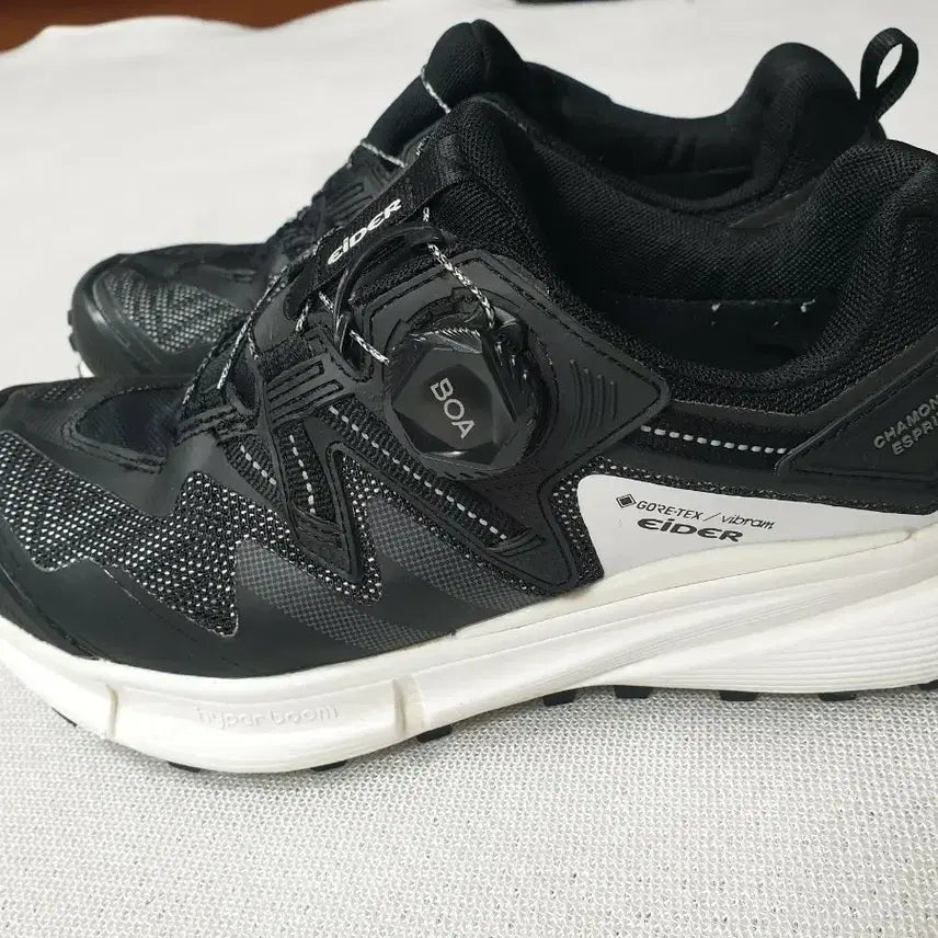 [BUNJANG] Eider Quantum Gram Hike GTX Hiking Boots Black BOA 230 / 아이더 고어텍스 퀀텀그램하이크 등산화 블랙 BOA 230