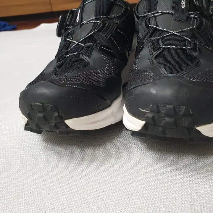 [BUNJANG] Eider Quantum Gram Hike GTX Hiking Boots Black BOA 230 / 아이더 고어텍스 퀀텀그램하이크 등산화 블랙 BOA 230