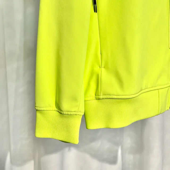 [BUNJANG] Stone Island Light Soft Shell Tech Hooded Zip-Up Jacket / [XXL] 스톤아일랜드 라이트 소프트쉘 테크 후드집업 761540427