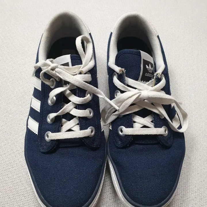 [BUNJANG] Adidas Kiel Navy Sneakers 225 / 아디다스 KIEL 삼선 네이비 스니커즈 225