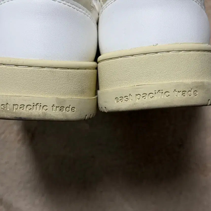 [BUNJANG] EPT Sneakers White / Ept 이피티 스니커즈 화이트