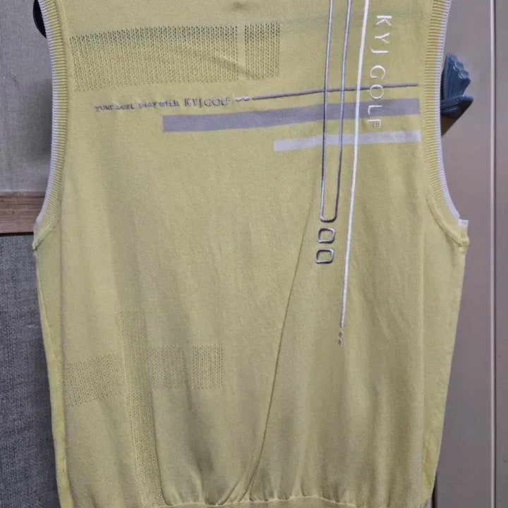 [BUNJANG] Young Joo Yellow Knit Vest / 영주 Joo YOUNG JOO 니트 조끼 옐로우