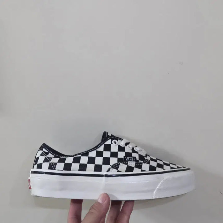 [BUNJANG] Vans Authentic Reissue 44 Checkerboard Black/White Sneakers / [255] 반스 어센틱 리이슈44 체커보드 블랙화이트ㅡ최저가
