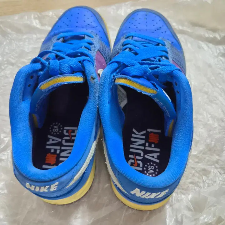 [BUNJANG] Nike x Undefeated Dunk Low SP 5 On It "On It" (US 6 / 240mm) / 나이키 언디핏 덩크로우SP5 온잇 240mm