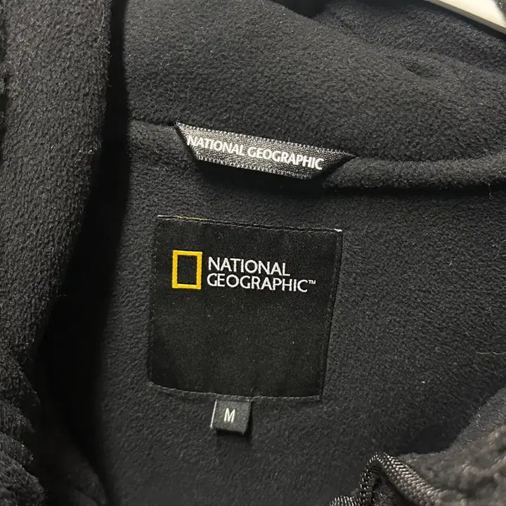 [BUNJANG] National Geographic Fleece Hoodie Jacket / 내셔널지오그래픽 뽀글이 후드집업 블랙&amp;화이트(드라이 완료