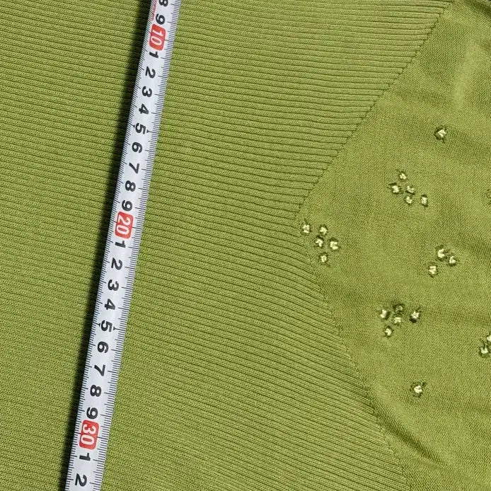 [BUNJANG] Green Ribbed Knit Punch Detail Top / 그린 골지 니트 펀칭 장식