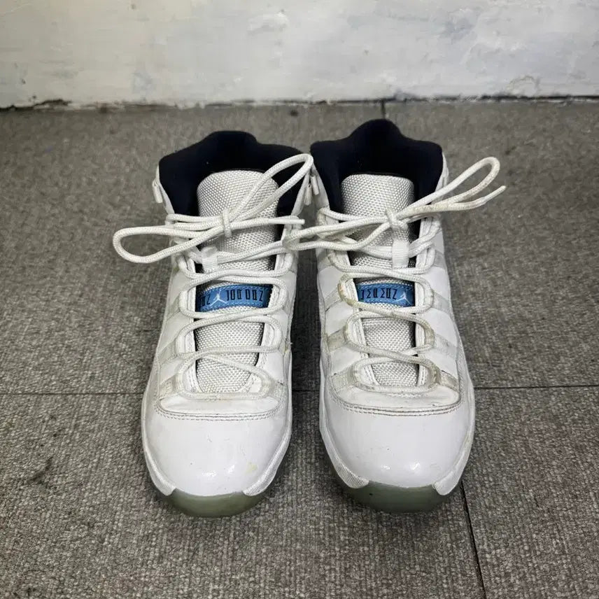 [BUNJANG] Nike Air Jordan 11 Legend Blue Sneakers / (220)나이키 에어조던11 레전드블루