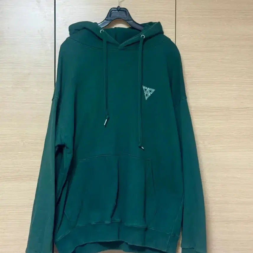 [SOLD OUT] 세븐틴 2018 캐럿랜드 캐랜 MD 엠디 후드티 박수 뮤비 멤버 착용
