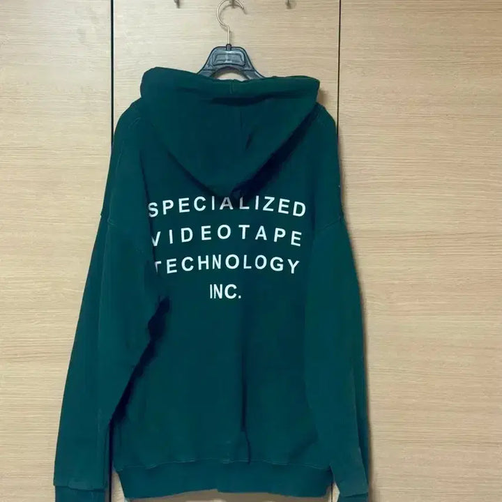 [SOLD OUT] 세븐틴 2018 캐럿랜드 캐랜 MD 엠디 후드티 박수 뮤비 멤버 착용