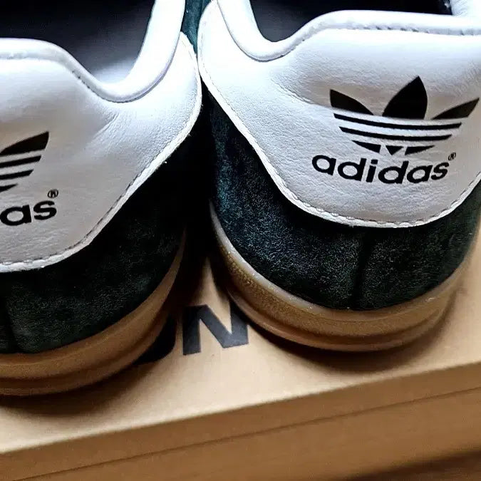 [BUNJANG] Adidas Gazelle Suede Black Sneakers / 아디다스 가젤 스웨이드 블랙