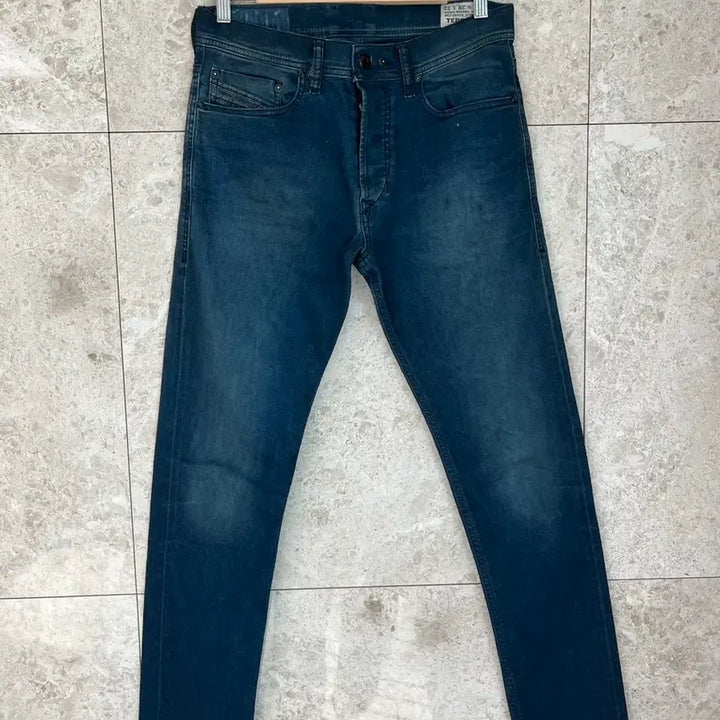 [BUNJANG] Diesel Tepphar Slim Carrot Fit Jeans / Diesel Tepphar 슬림 캐롯 청바지 W28 L32