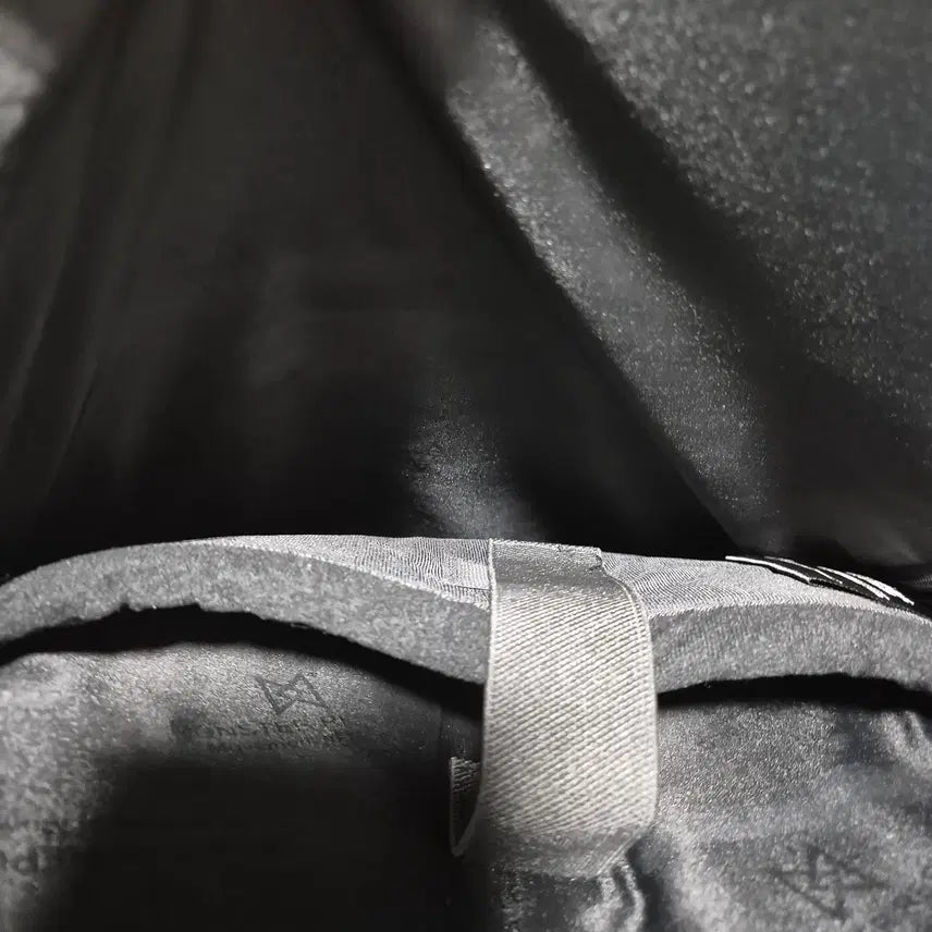 [BUNJANG] Monster Republic Backpack Bag / 몬스터리퍼블릭 백팩 가방
