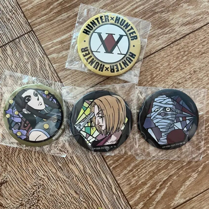 [BUNJANG] Hunter x Hunter Illumi &amp; Phantom Troupe Badge Bundle / 일괄)헌터헌터 이르미 환영여단 뱃지