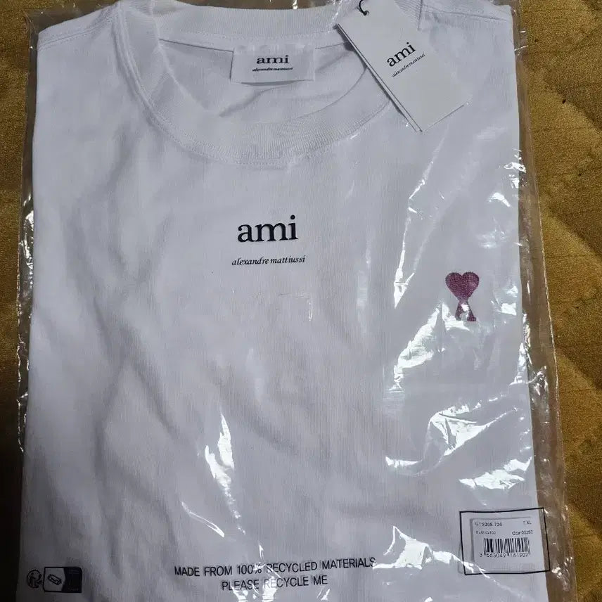 [SOLD OUT] 아미 스몰 하트 로고 긴팔 티셔츠 XL