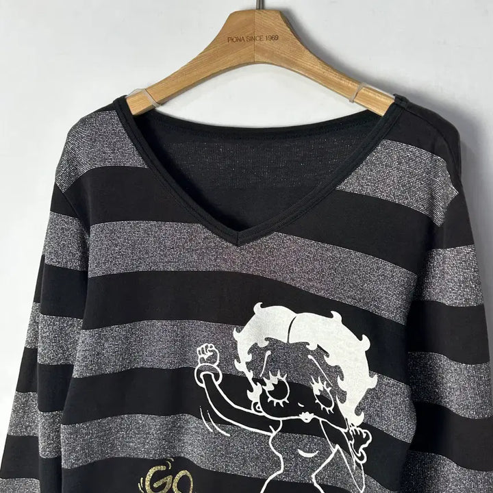 [BUNJANG] Vintage Betty Boop Striped Long Sleeve Shirt / [JPN] 빈티지 키치 베티붑 프린팅 스트라이프 V넥 롱슬리브