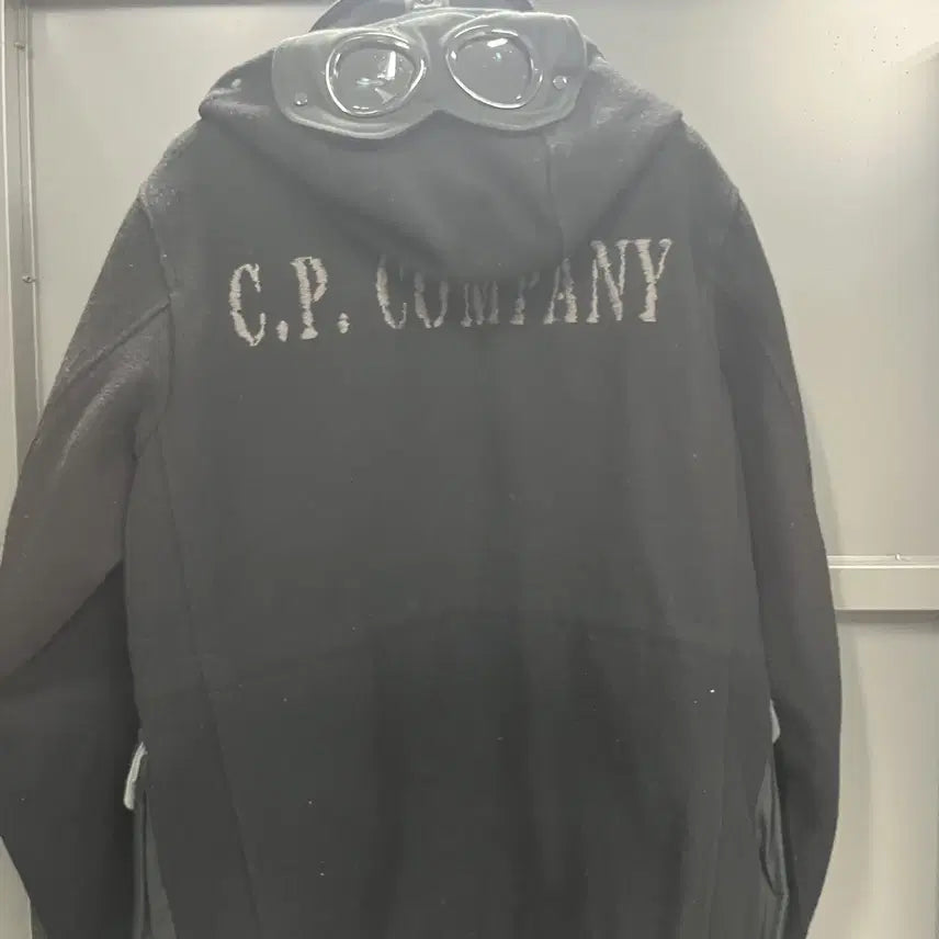 [BUNJANG] CP Company Mille Goggle Coat / CP 컴퍼니 더플 라 밀레 고글 코트 48
