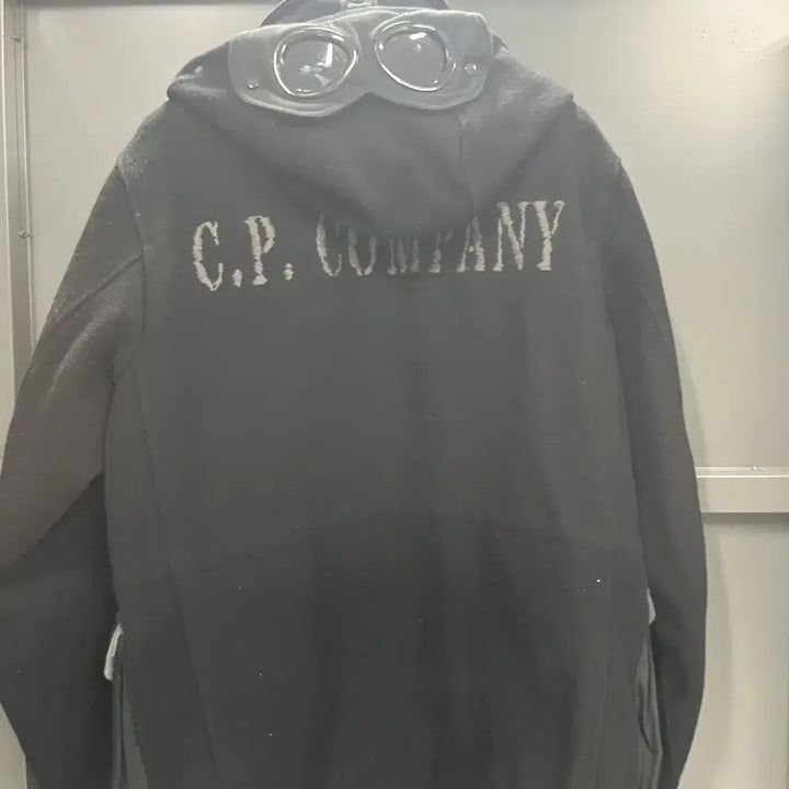 [BUNJANG] CP Company Mille Goggle Coat / CP 컴퍼니 더플 라 밀레 고글 코트 48