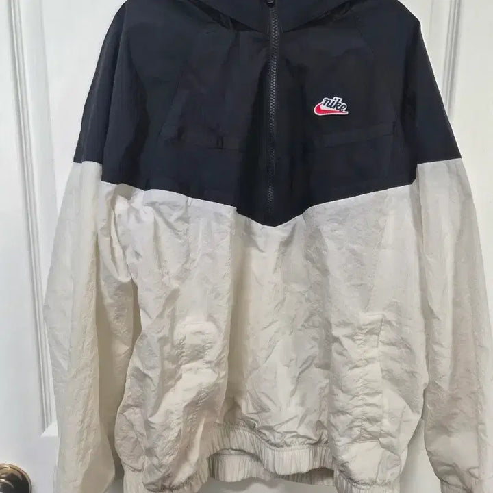 [BUNJANG] Nike Heritage Anorak Jacket / 나이키 헤리티지 아노락 블랙/화이트