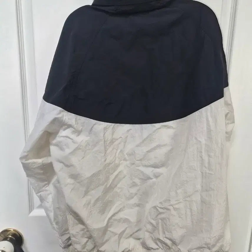 [BUNJANG] Nike Heritage Anorak Jacket / 나이키 헤리티지 아노락 블랙/화이트
