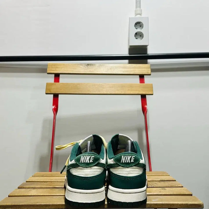 [BUNJANG] Nike Dunk Low SE Opti Noble Green Sneakers / 250) 나이키 운동화 남녀공용 신발 덩크 로우 SE 옵티 노블 그린