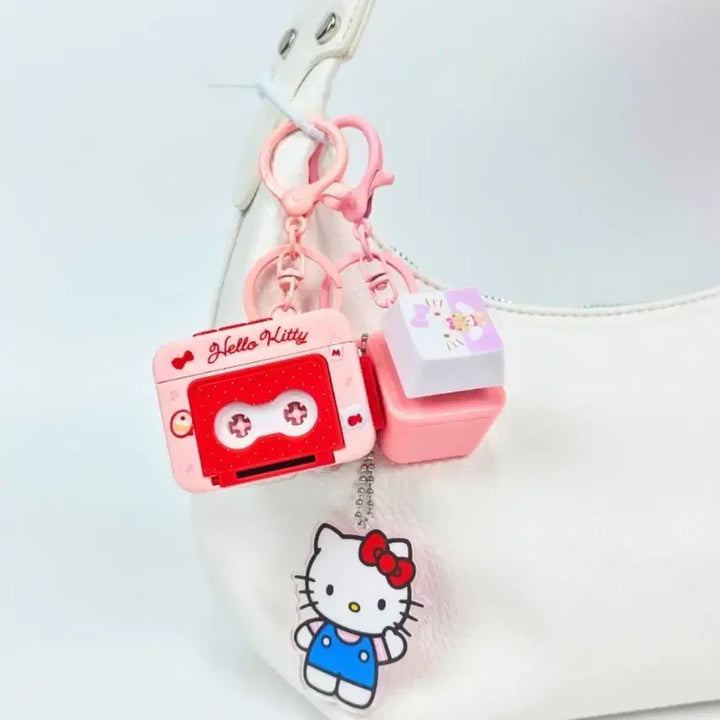 [BUNJANG] Sanrio Retro Cassette Keychain / 산리오 캐릭터 레트로 카세트 키링 팝니다~