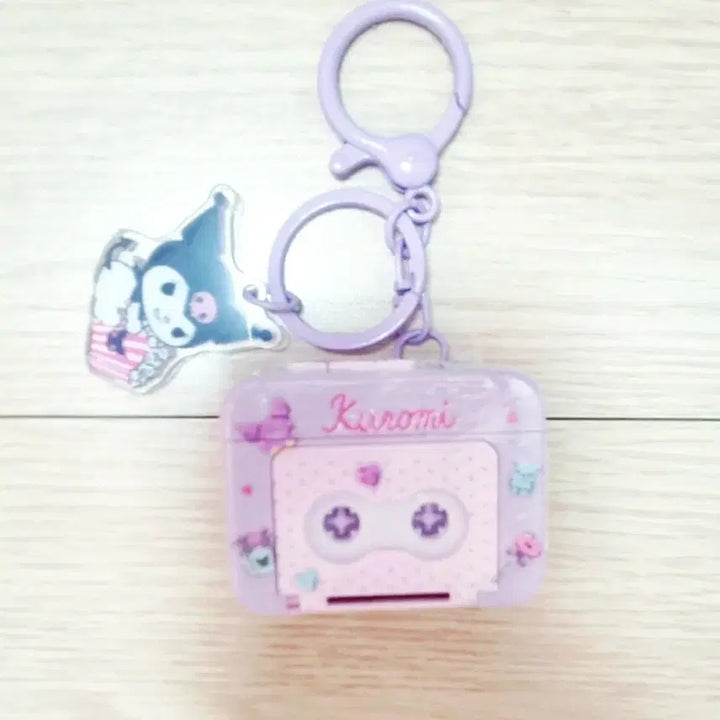 [BUNJANG] Sanrio Retro Cassette Keychain / 산리오 캐릭터 레트로 카세트 키링 팝니다~