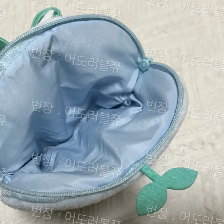 [SOLD OUT] 엔시티드림 마크 부훙이 에버랜드 엠디 파우치백 판매 양도